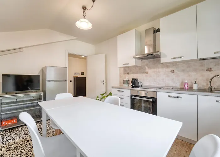 La Mansarda 아파트