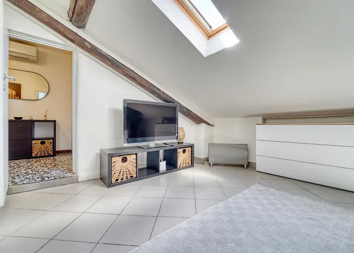 La Mansarda 아파트 *